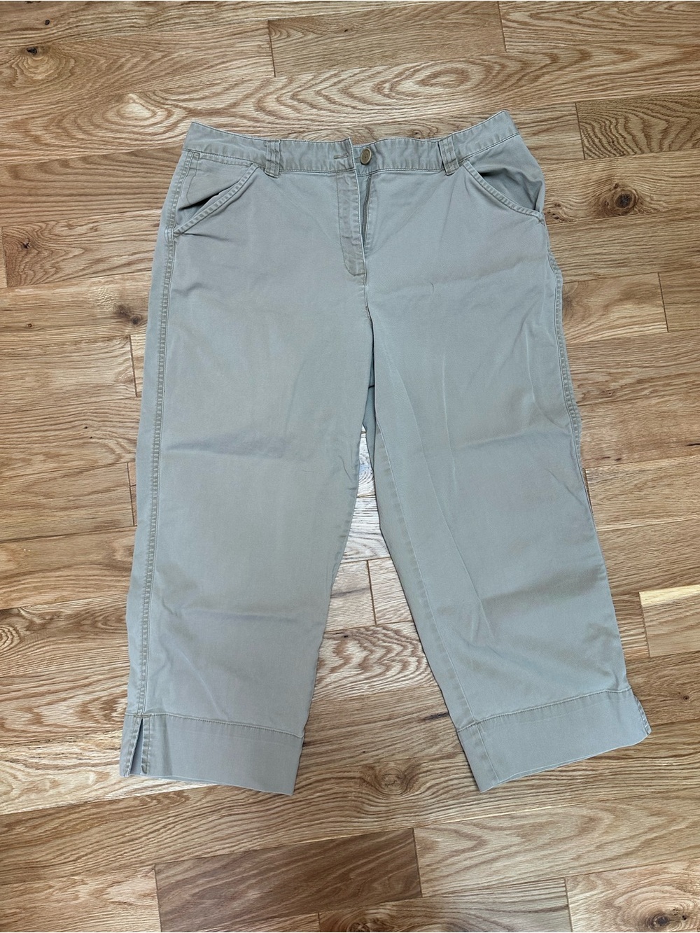 Talbots Khaki Cropped Ankle Pants w/ Pockets - 96% Cotton